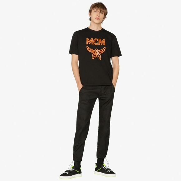 NEW MCM RUNNERS SHOES KICKS NEON GREEN BLACK STRAP DUST COVER - Picture 7 of 8